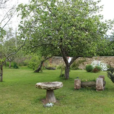 Apartment Turistico Con Precioso Jardin - Gayoles Rural *