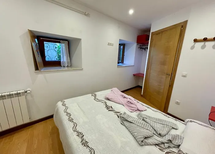 Turístico - Gayoles Rural * Castropol